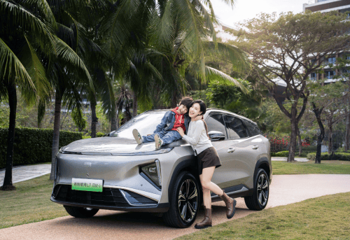 河L7 EM-i如何拿捏年轻家庭的诗和远方澳门新葡京入口露营神器!1118万起的银(图3) 河L7 EM-i如何拿捏年轻家庭的诗和远方澳门新葡京入口露营神器!1118万起的银(图3)